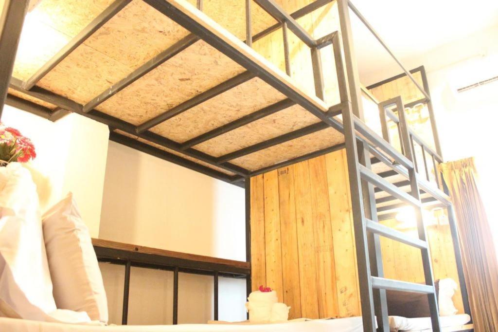 B&B Hostel @ Jomtien Exterior photo